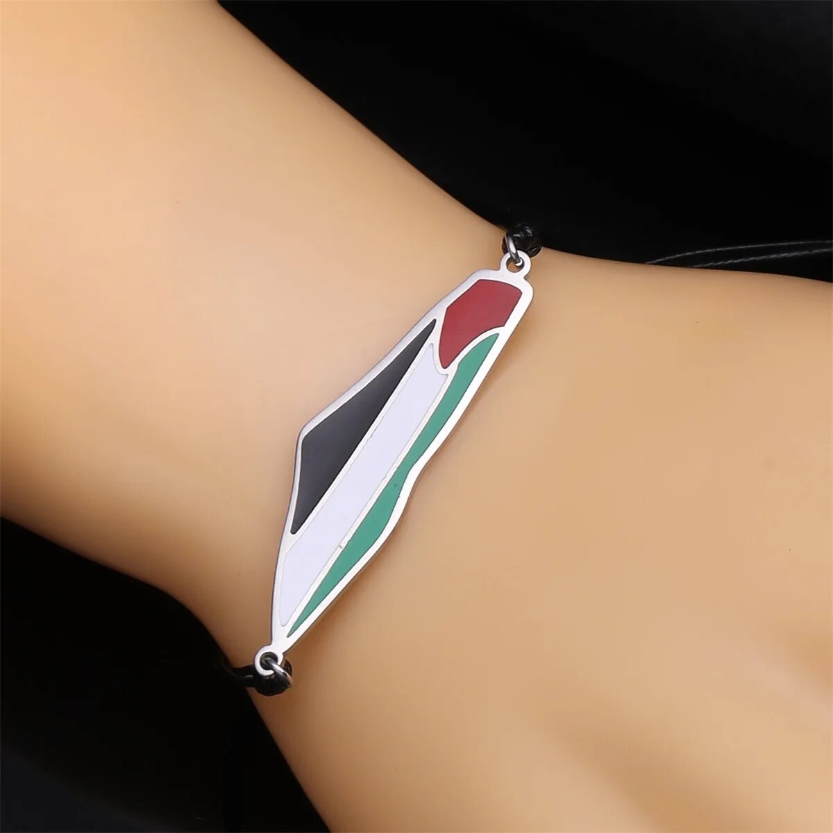 Palestine in Arabic Map With Flag  Bracelet Jewelry Chains